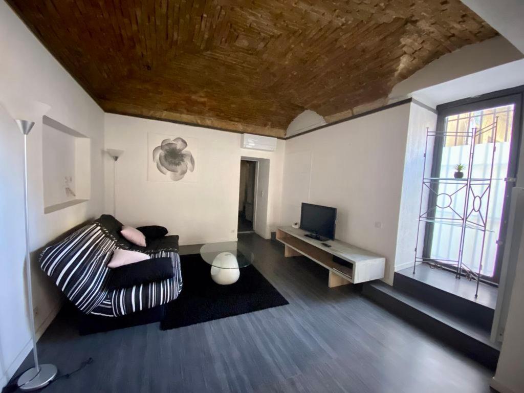 Jolie appartement T2 Nîmes Extérieur photo